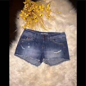 Express distressed studded red thread frayed hem shorts sz 2